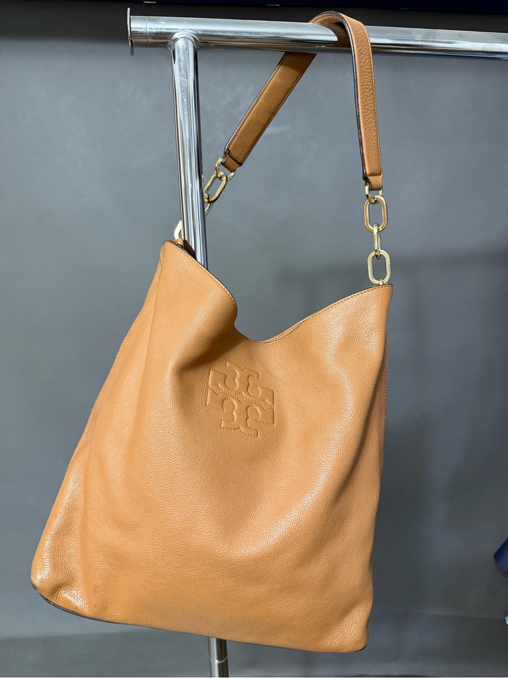 Tory Burch Thea Pebbled Leather Hobo